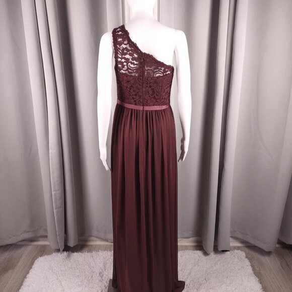 David’s Bridal Bridesmaid Lace Dress, 26 inch thigh slit. Wine Color Size 6 - Picture 4 of 14